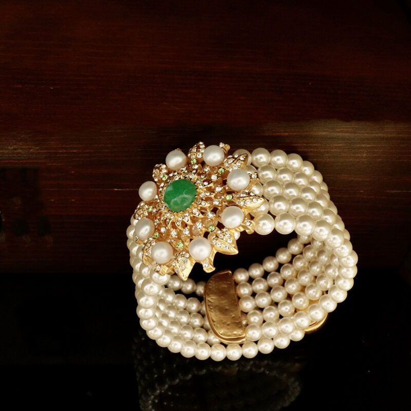 Pearl Cascade Medieval Bracelet - Imagen 3