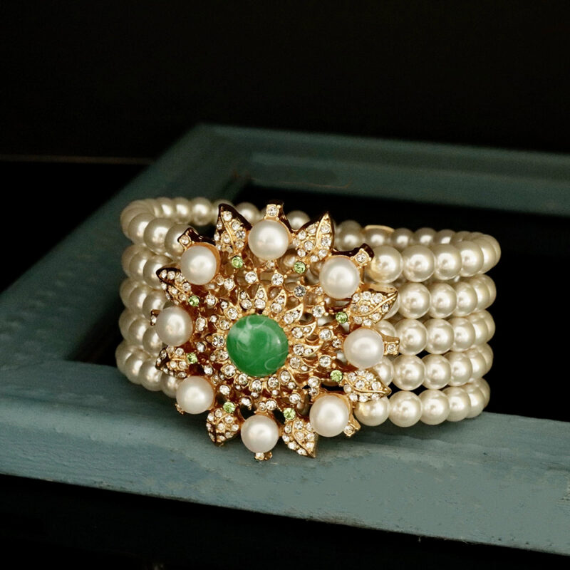 Pearl Cascade Medieval Bracelet - Imagen 4